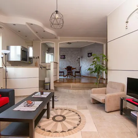 Njegoseva Presidential Vracar Apartment *